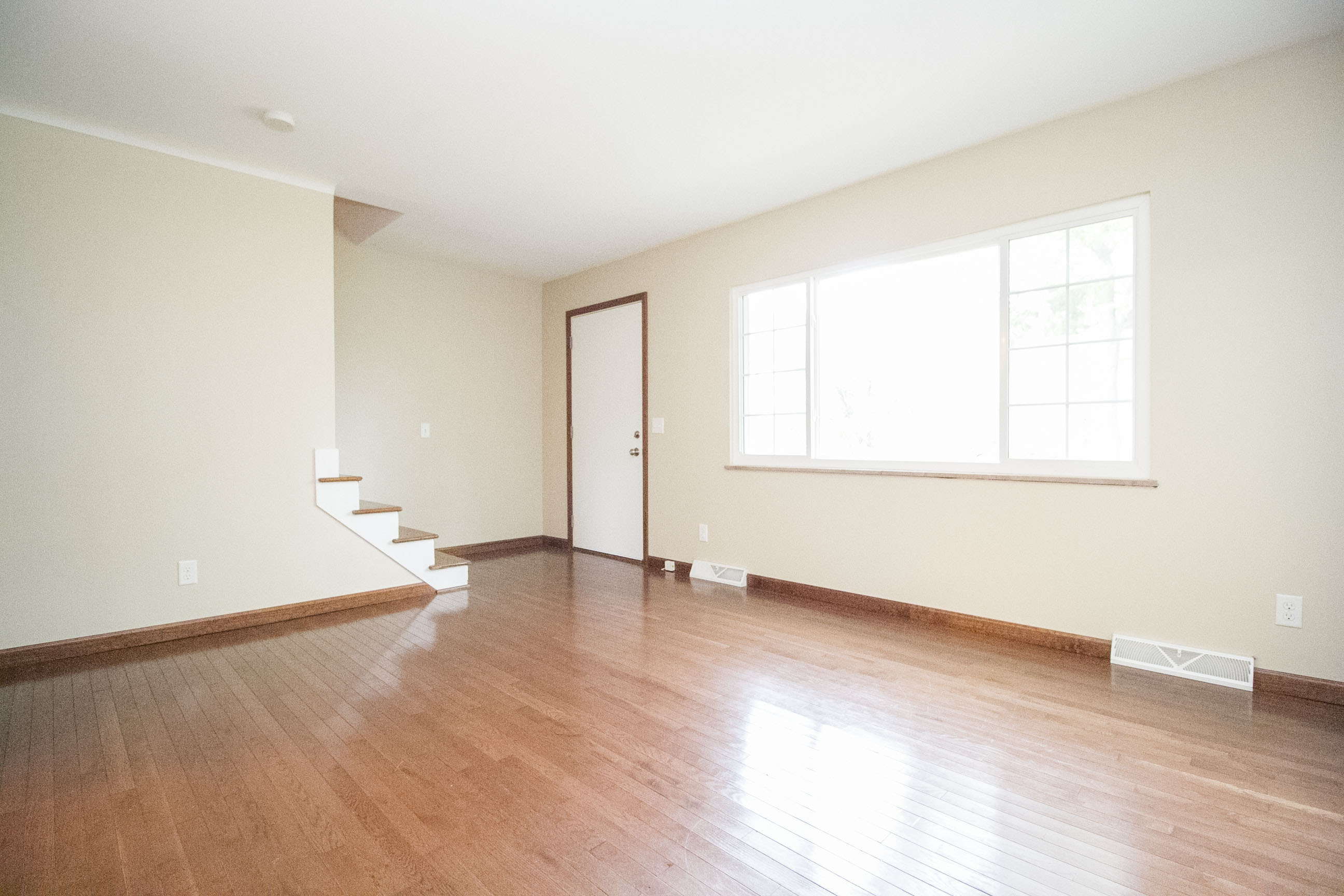 2731 Glendale Ave unit J – photo 3