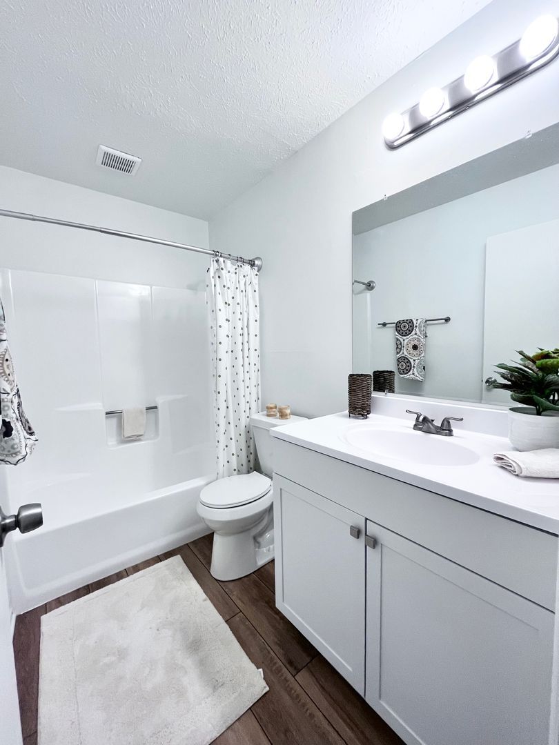 2569 Romig Rd unit 2597-2J – photo 4