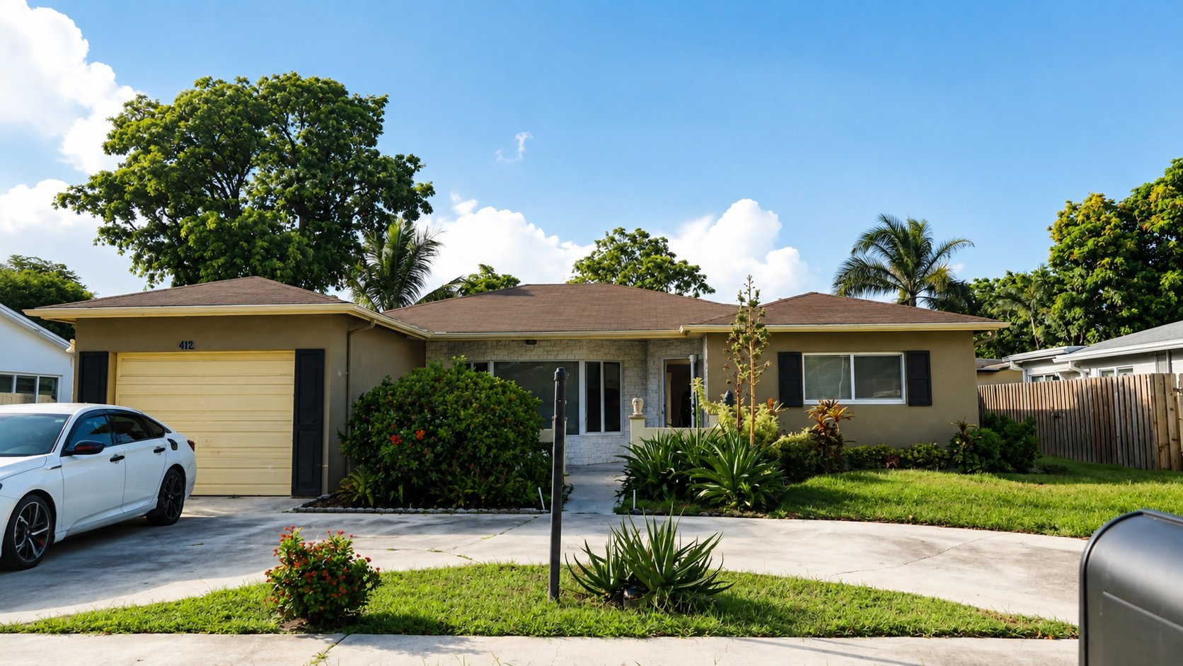 5160 SW 8th St – photo 1