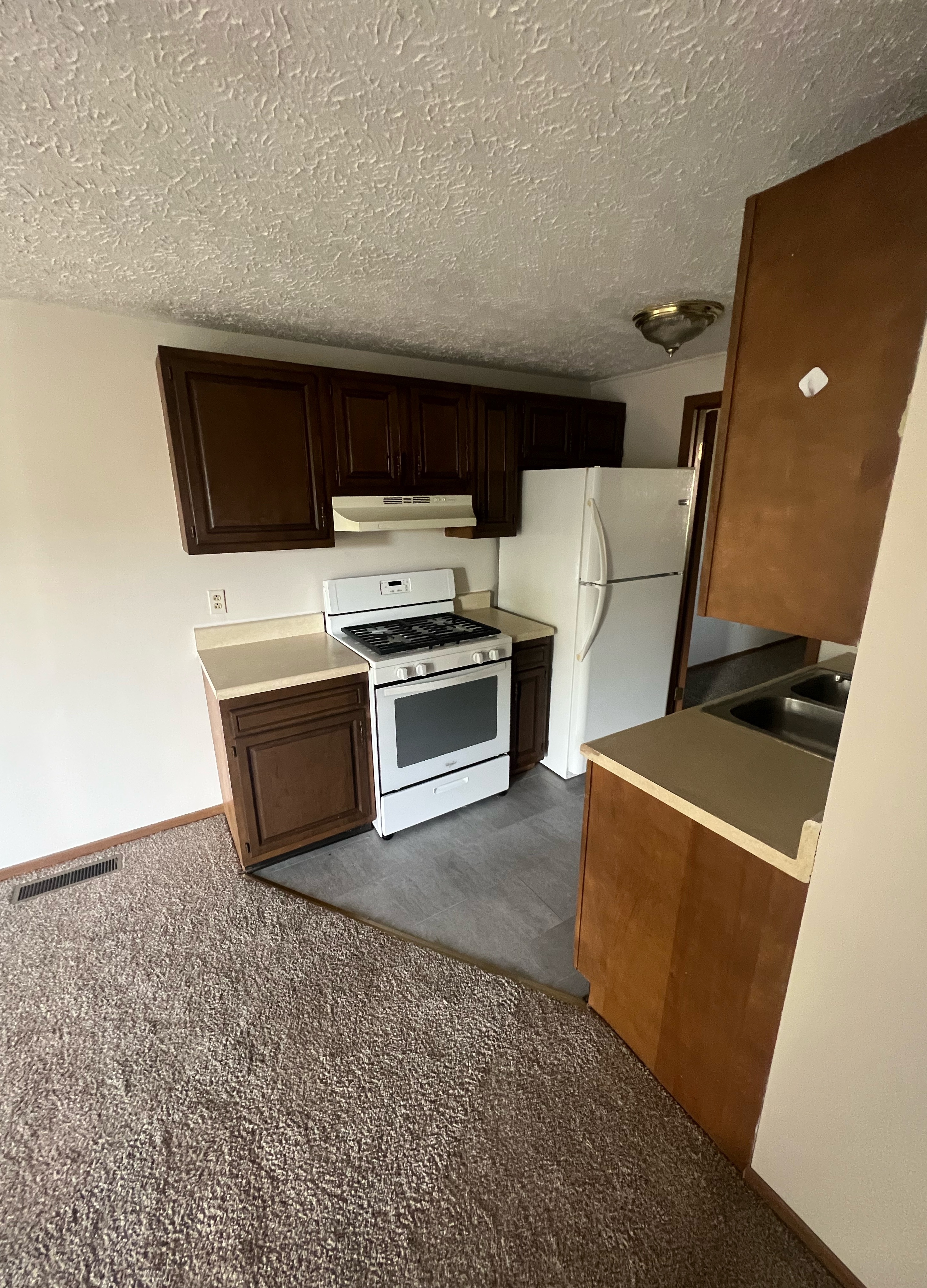 405 Waterside Ave unit 405 – photo 1