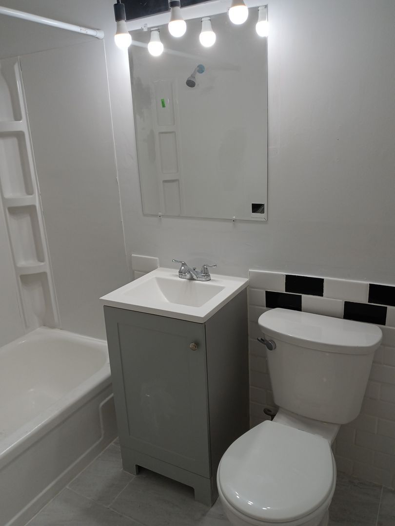 1940 W 96th St unit Apt 9 – photo 4