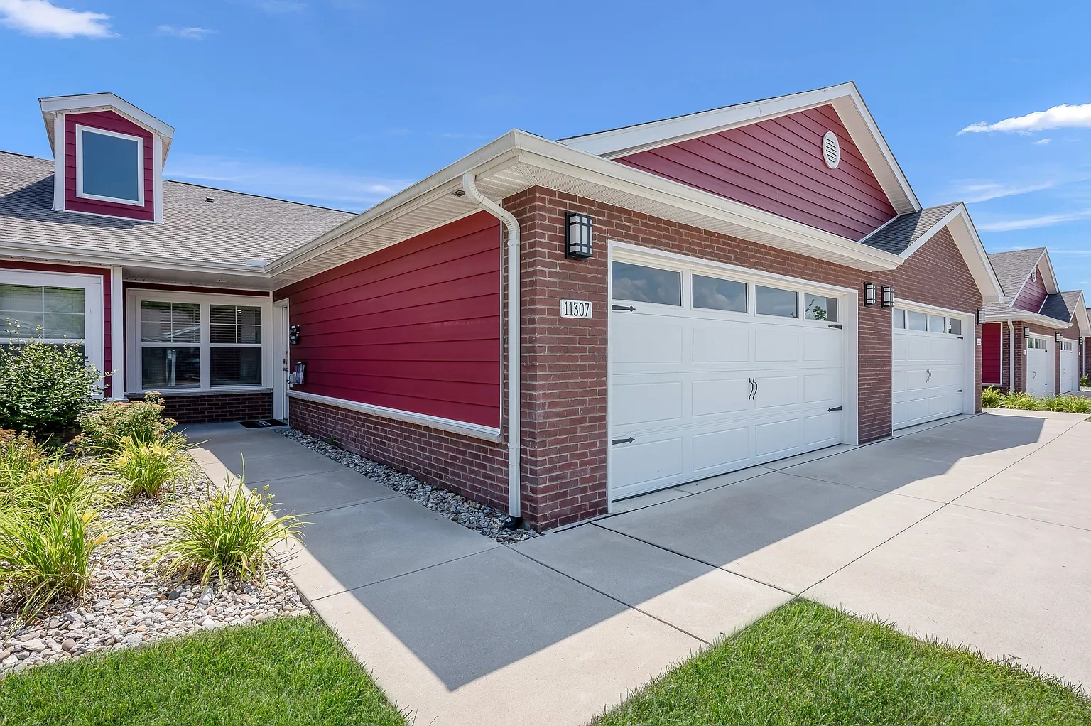 Redwood Louisville Bardstown Bluff Road – photo 2