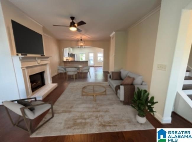 954 Lennox Blvd – photo 3