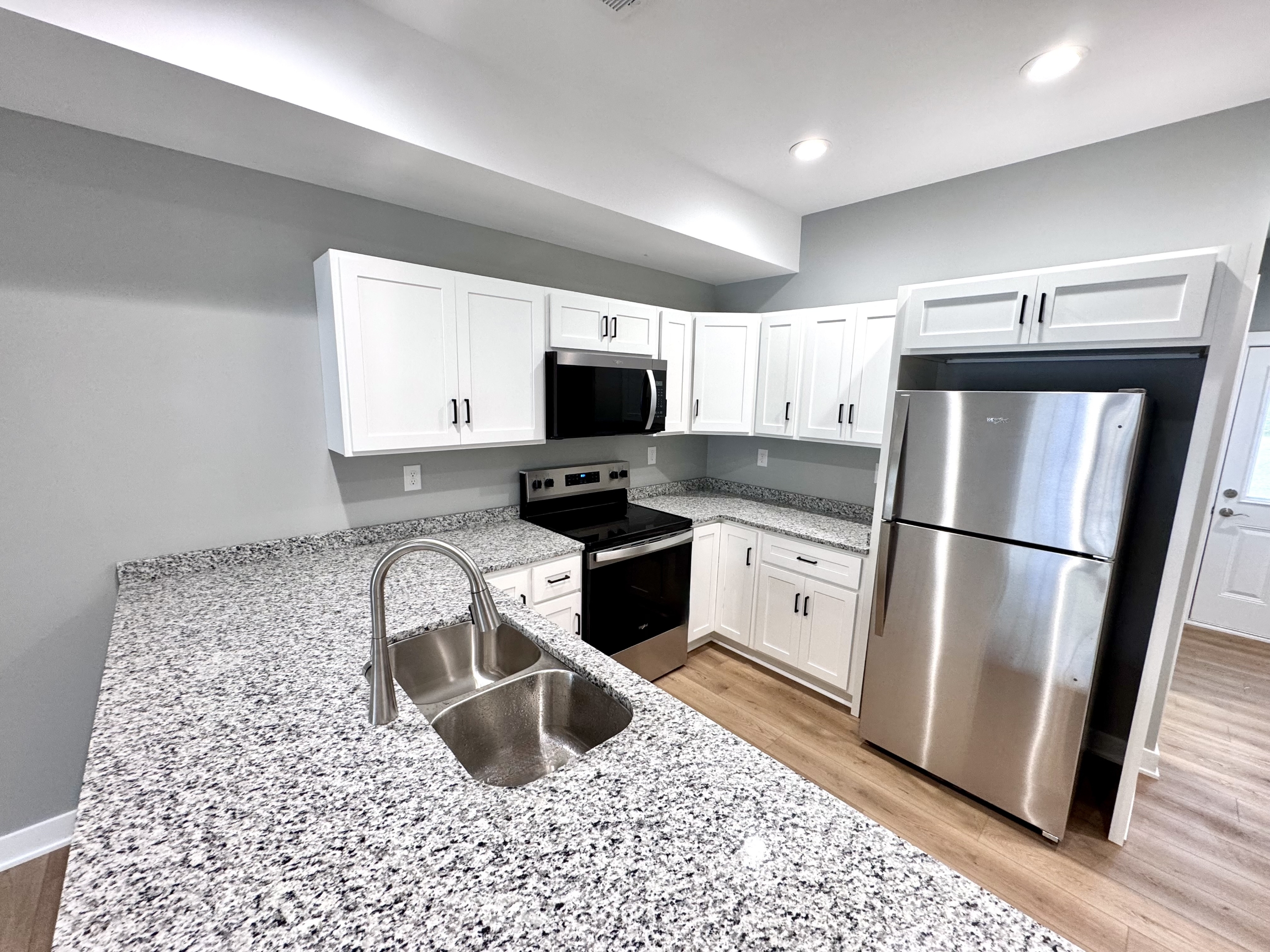 1617 KY-1247 unit 1247 B – photo 3