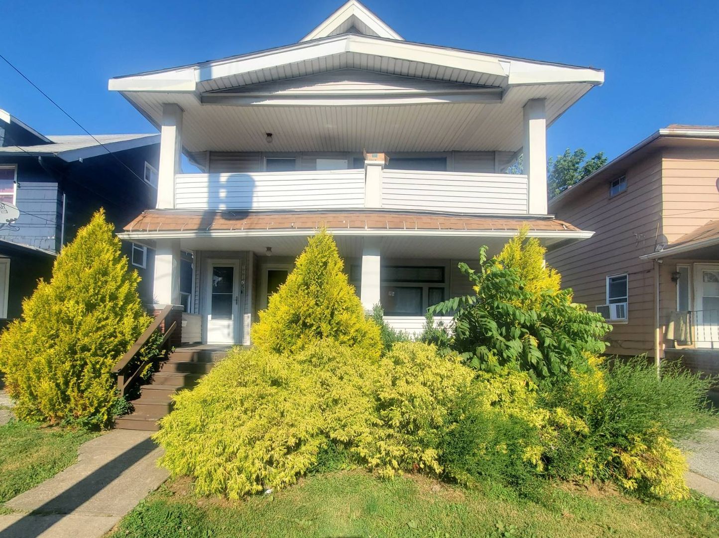 2217 W 105th St unit UP Unit – photo 1