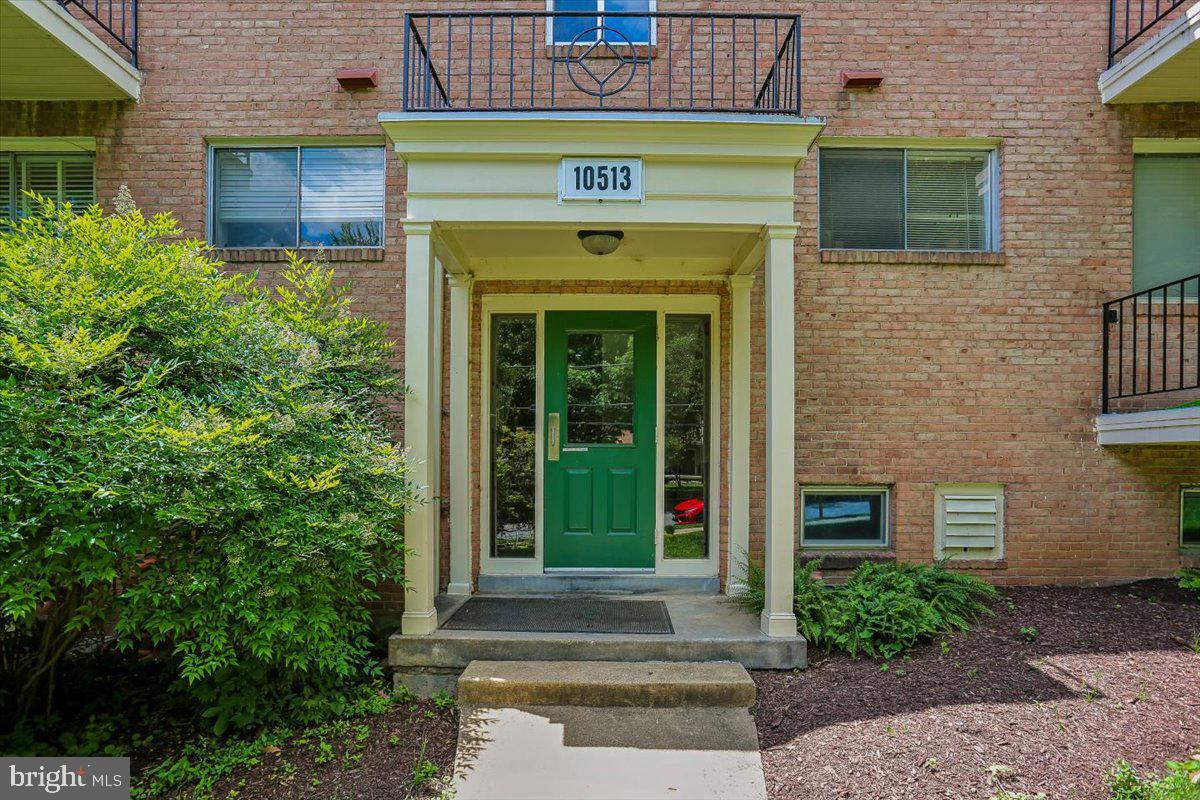 10513 Weymouth St unit 102 – photo 3