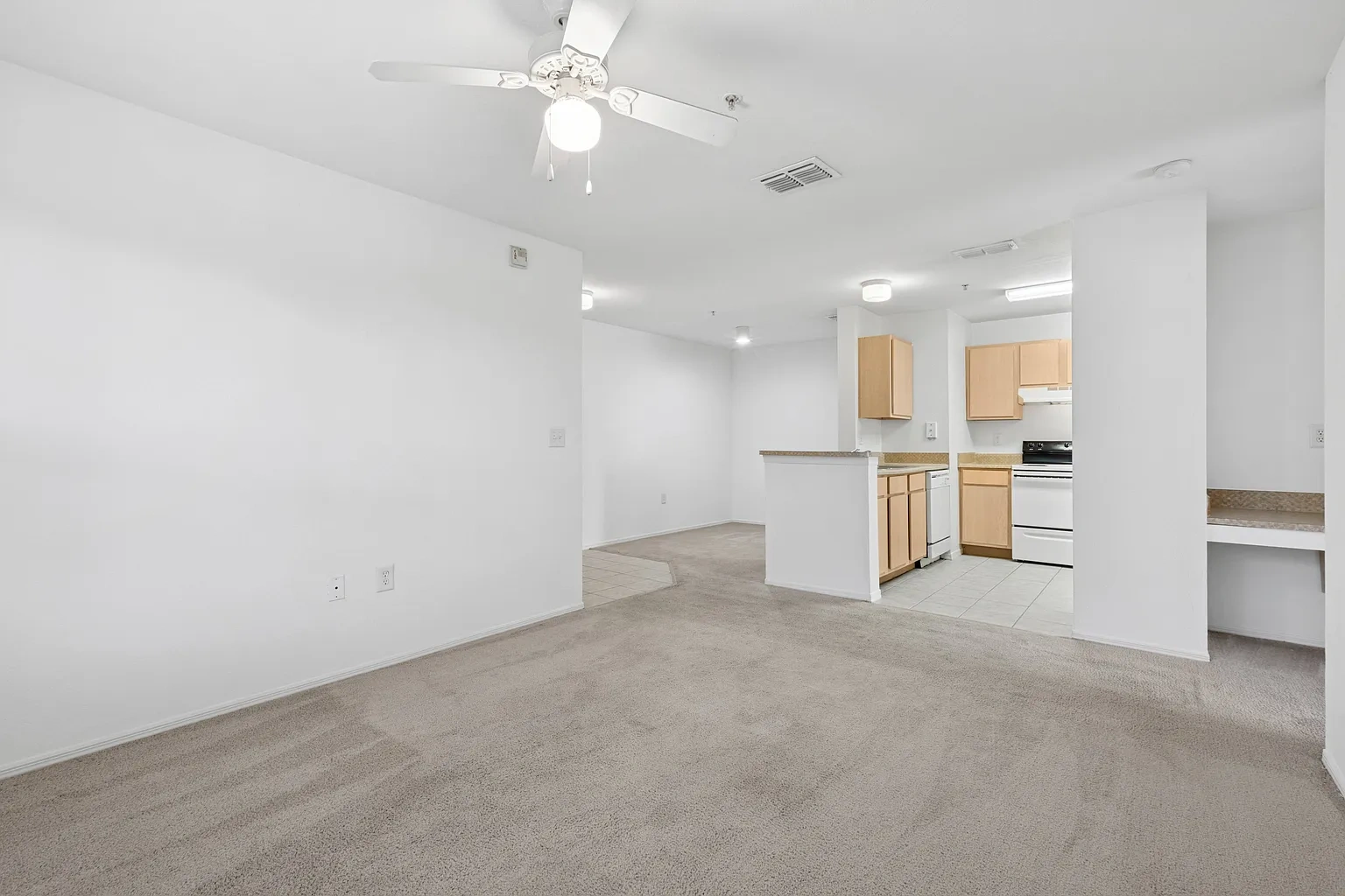 Grande Court Apartments at North Port – photo 1