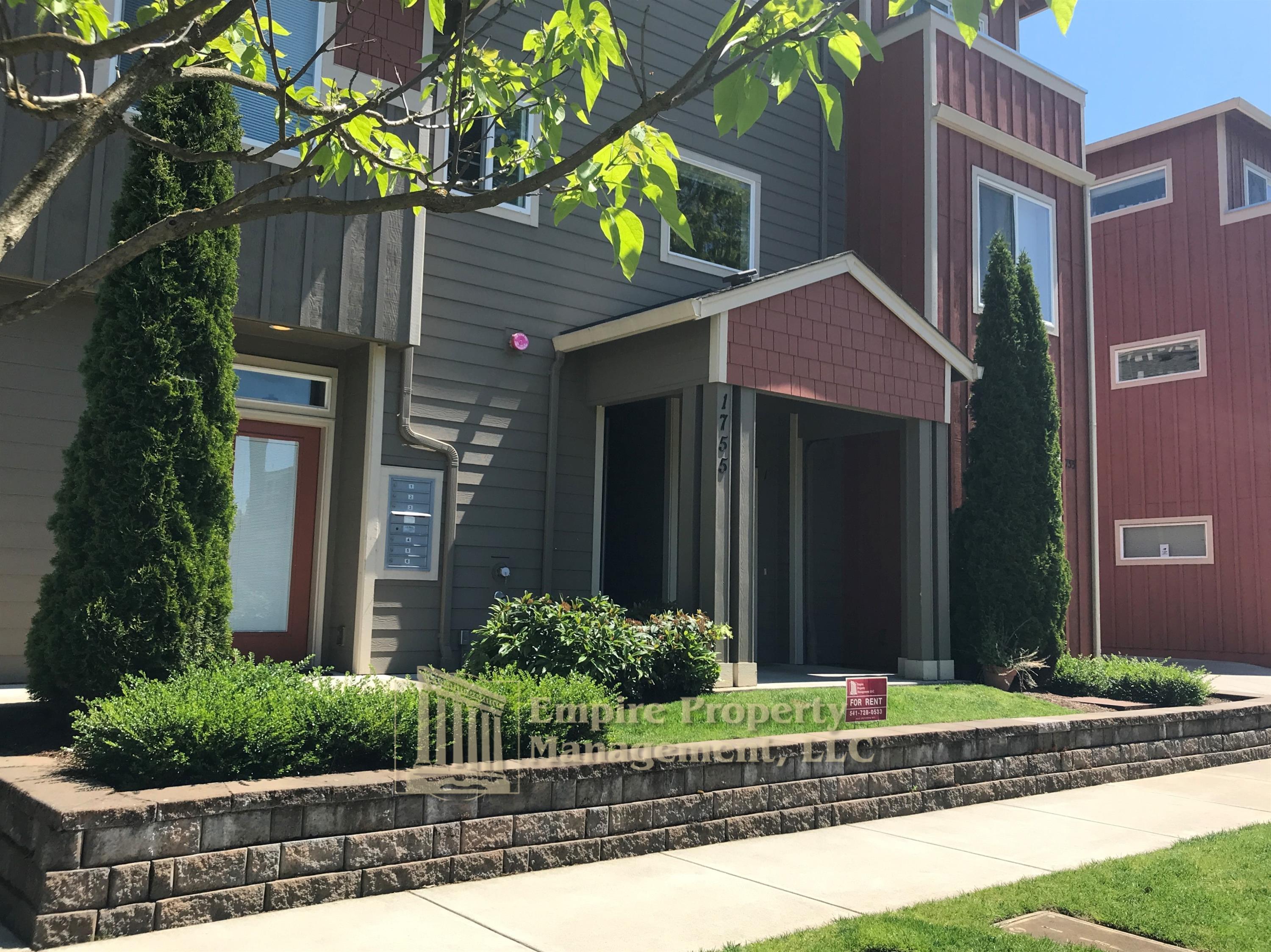 1777 Mill St unit 4 – photo 5