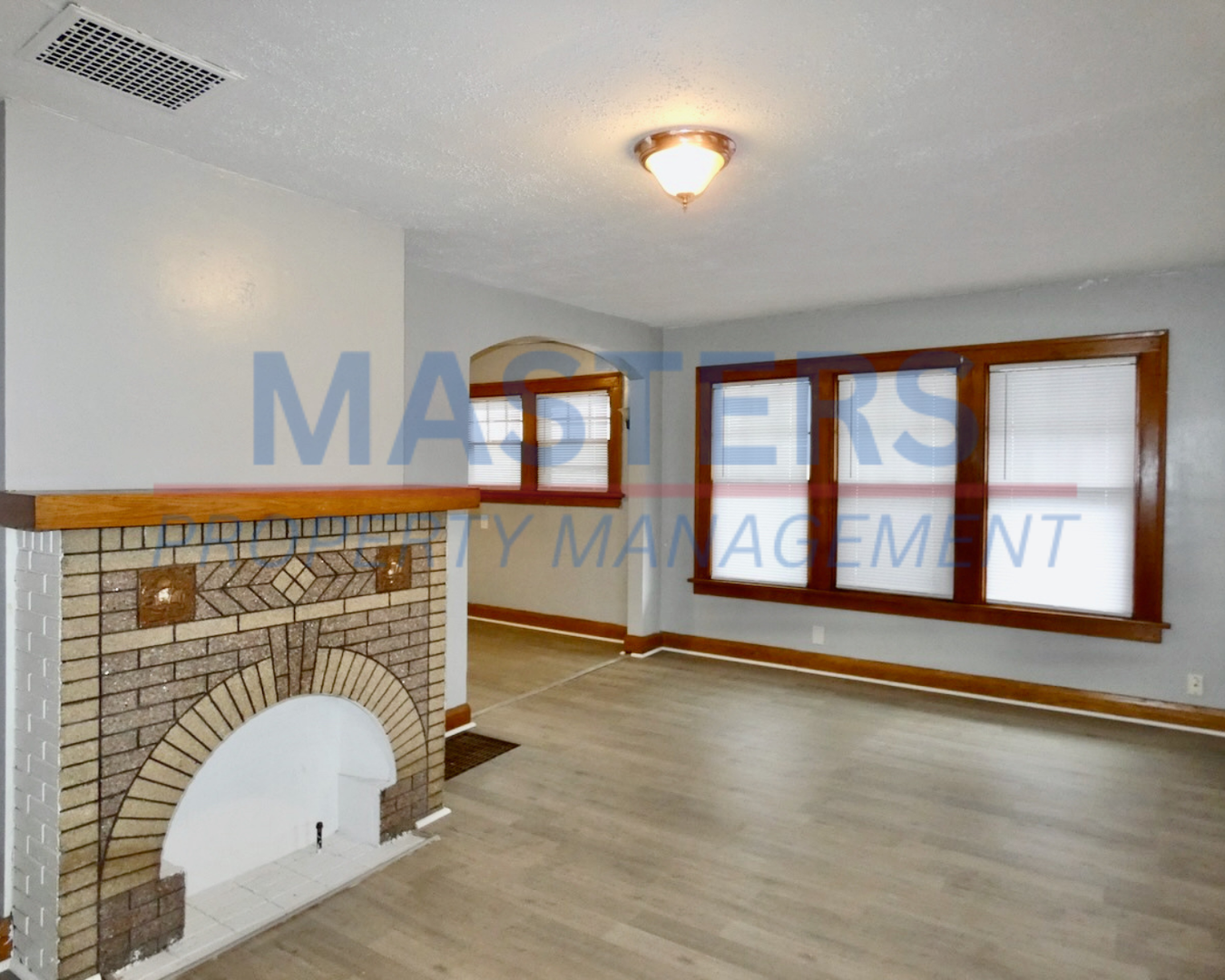1133 Parkside Blvd unit Upper – photo 1