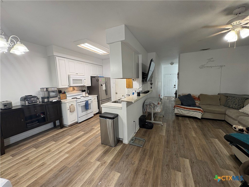 1500 N Claremont Cir #A – photo 5