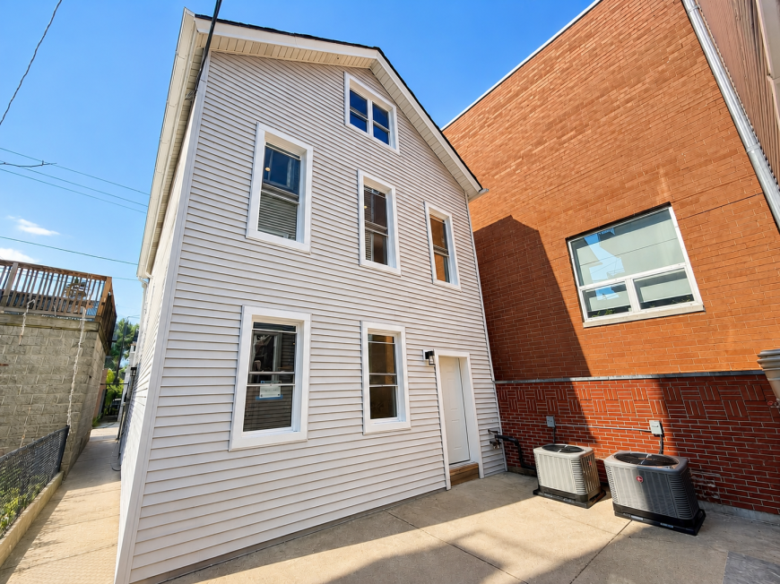 1905 W Huron St – photo 1