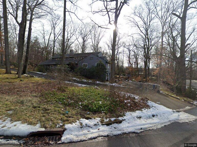 490 Lydecker St – photo 1