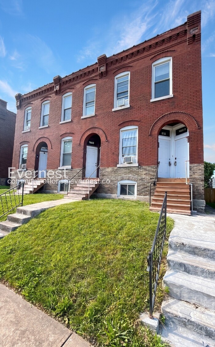 3722A Fairview Ave – photo 2