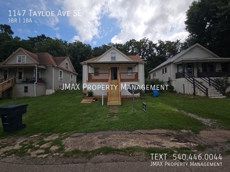 1147 Tayloe Ave SE – photo 1