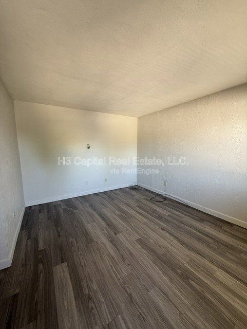 1306 9th St unit 201 – photo 2
