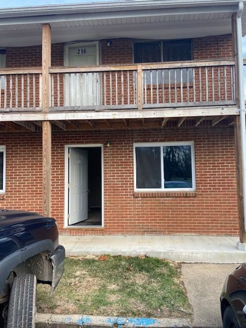 88 Rosemar Terrace unit RT-088-114 – photo 1