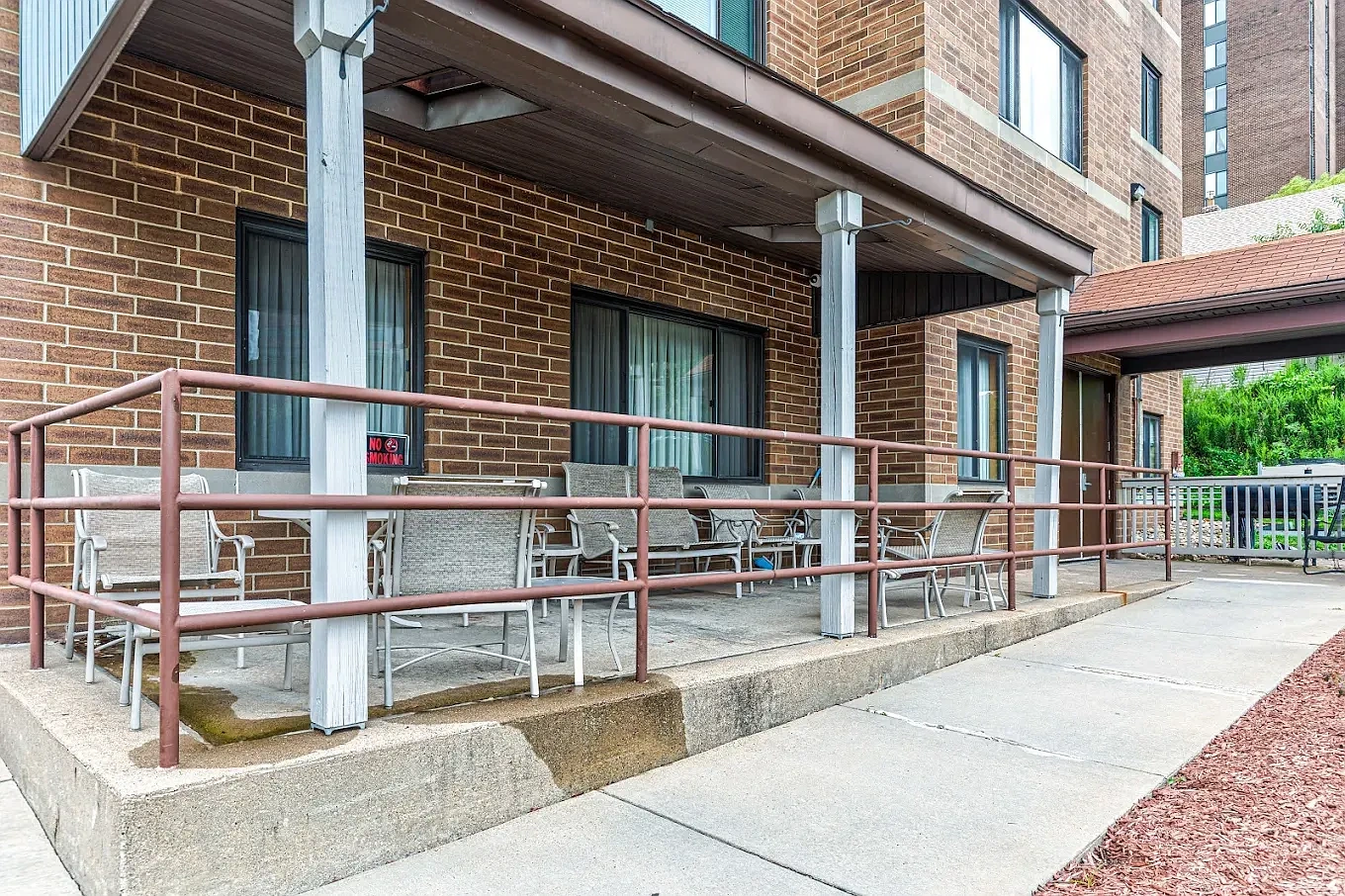 Sweetbriar Place Apartments – photo 5
