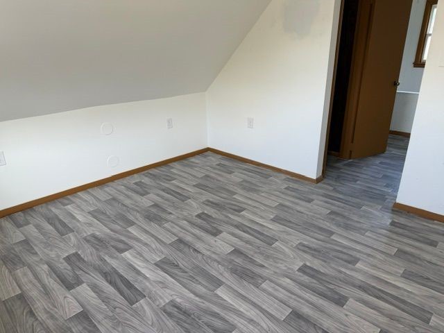 832 Delaware Ave – photo 4