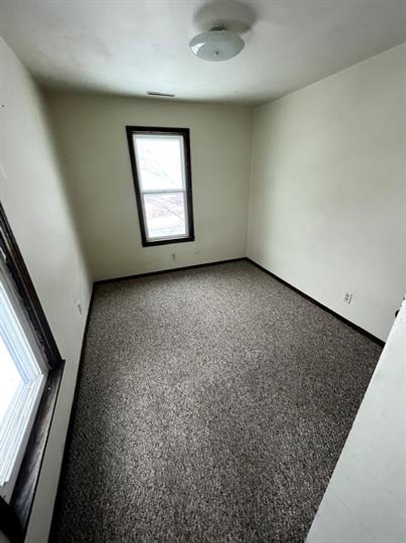 403 Water St unit 403 1/2 – photo 4