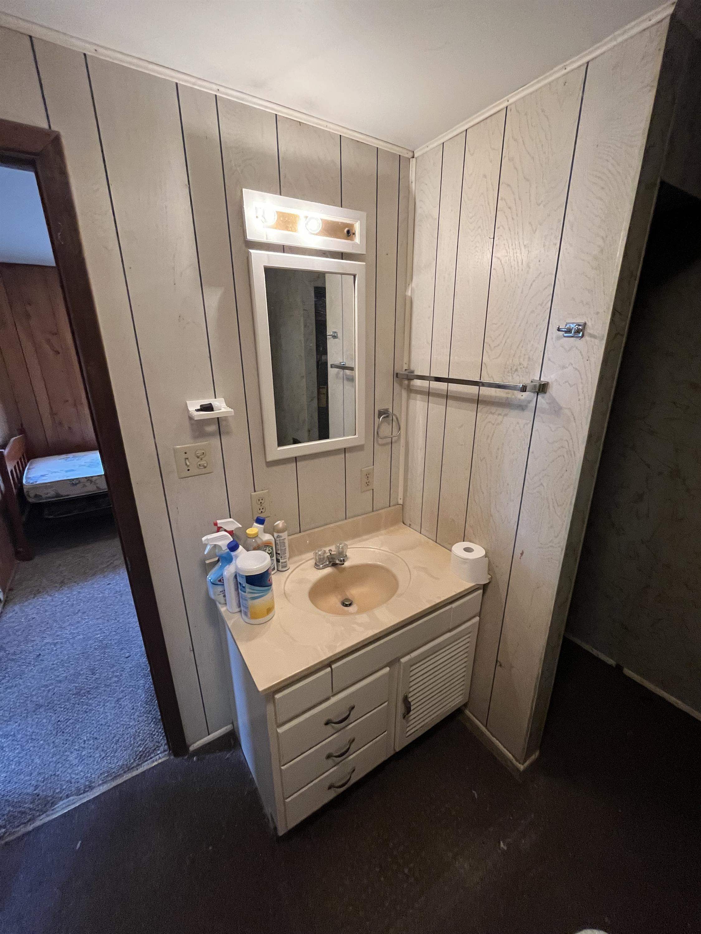 226 Beaver Ave NE unit D – photo 3
