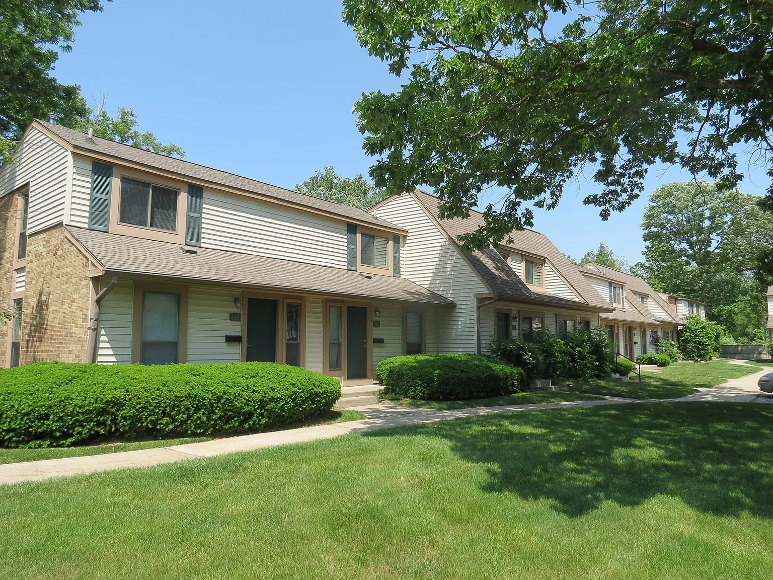 Forest Glen Townhomes – photo 2