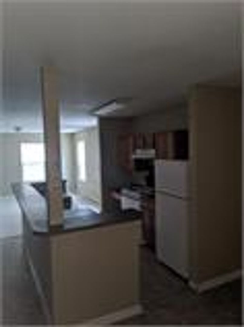 469 E McKinley St – photo 2