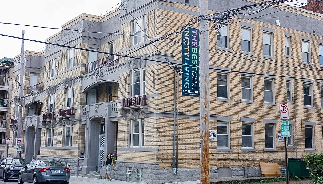 Howe and Maryland Apartments – photo 3