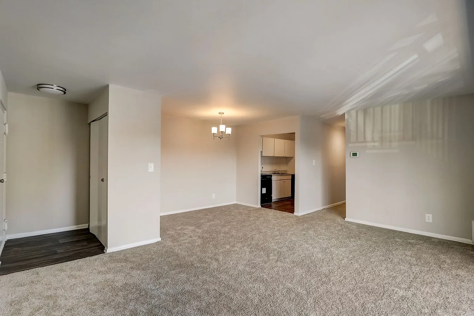 Hillsdale Manor Apartments – photo 3