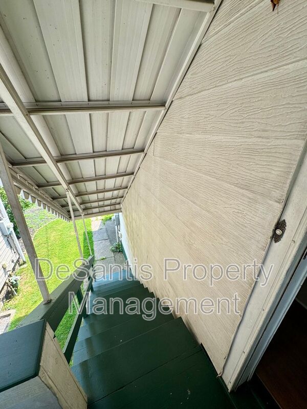227 5th Ave unit 2 – photo 5