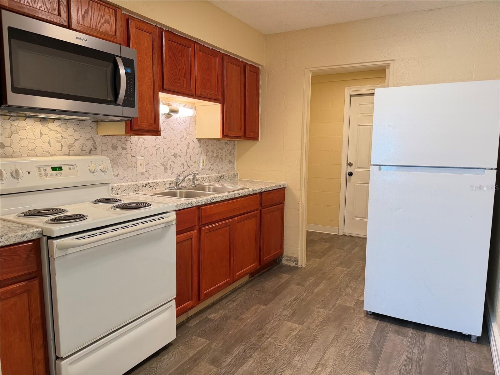 2988 Stowe Pl – photo 3
