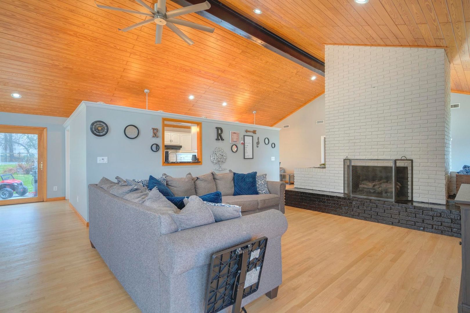 202 Fincastle Dr – photo 4