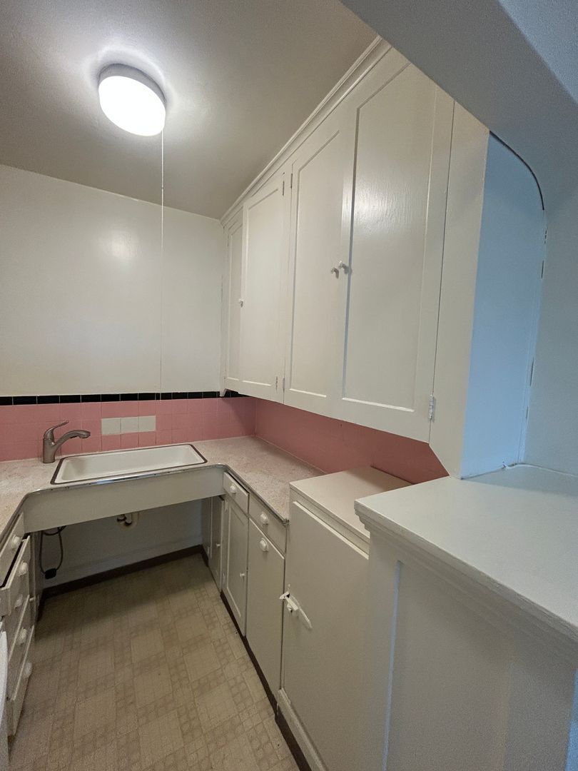 1225 Commerce Ave unit #205 – photo 4