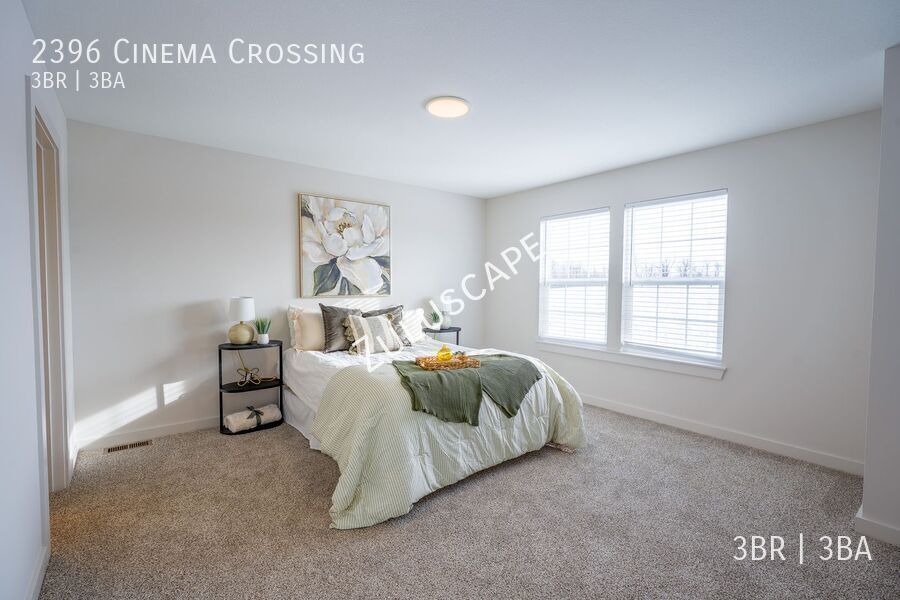 2396 Cinema Crossing – photo 3
