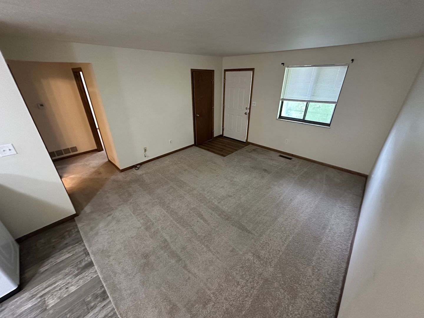 1202 19th St unit Apt. 1 – photo 3