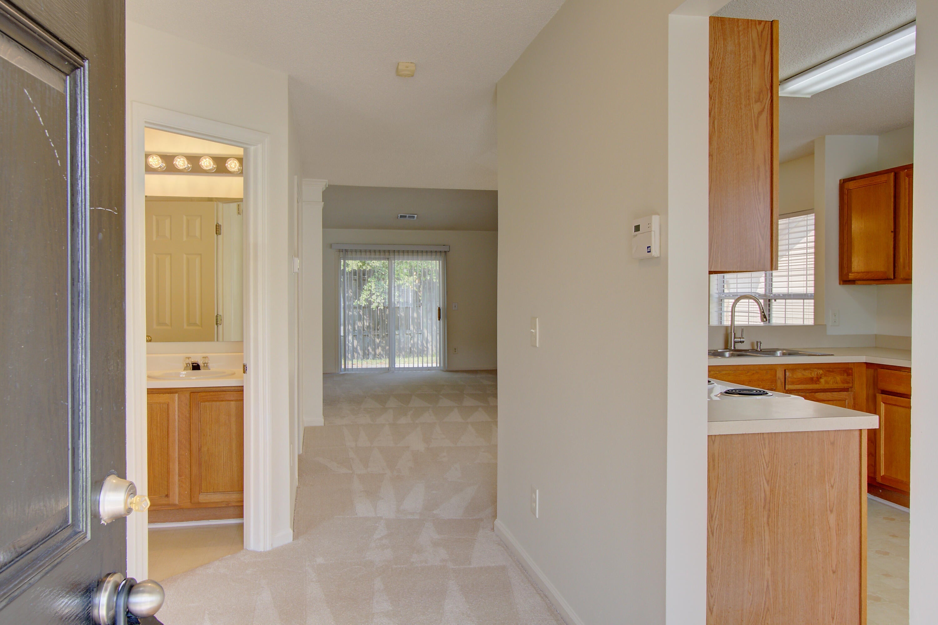 239 Dupont Way – photo 2