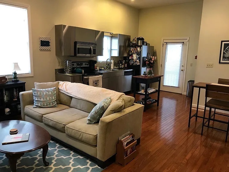6315 Marchand St unit 5 – photo 4