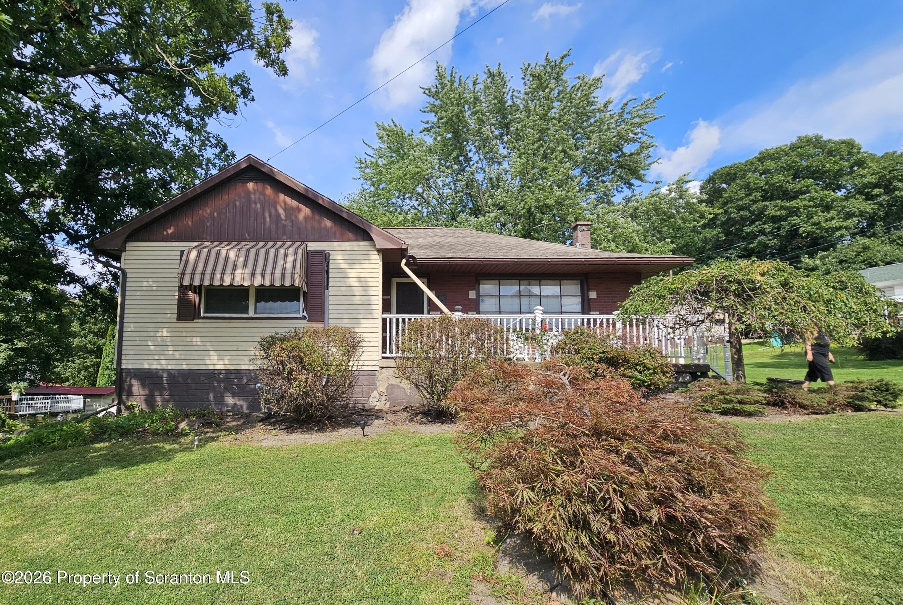 2125 Ash St #B – photo 1