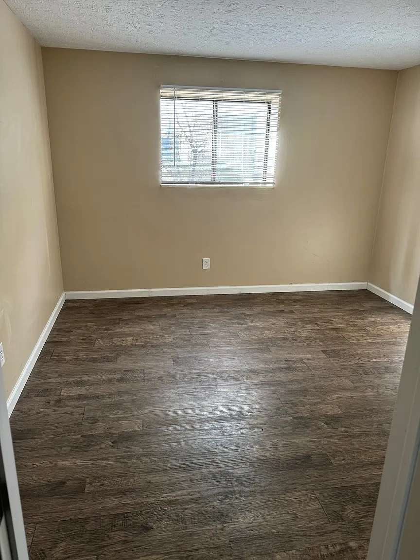 Eagle Crest Apartments – photo 2