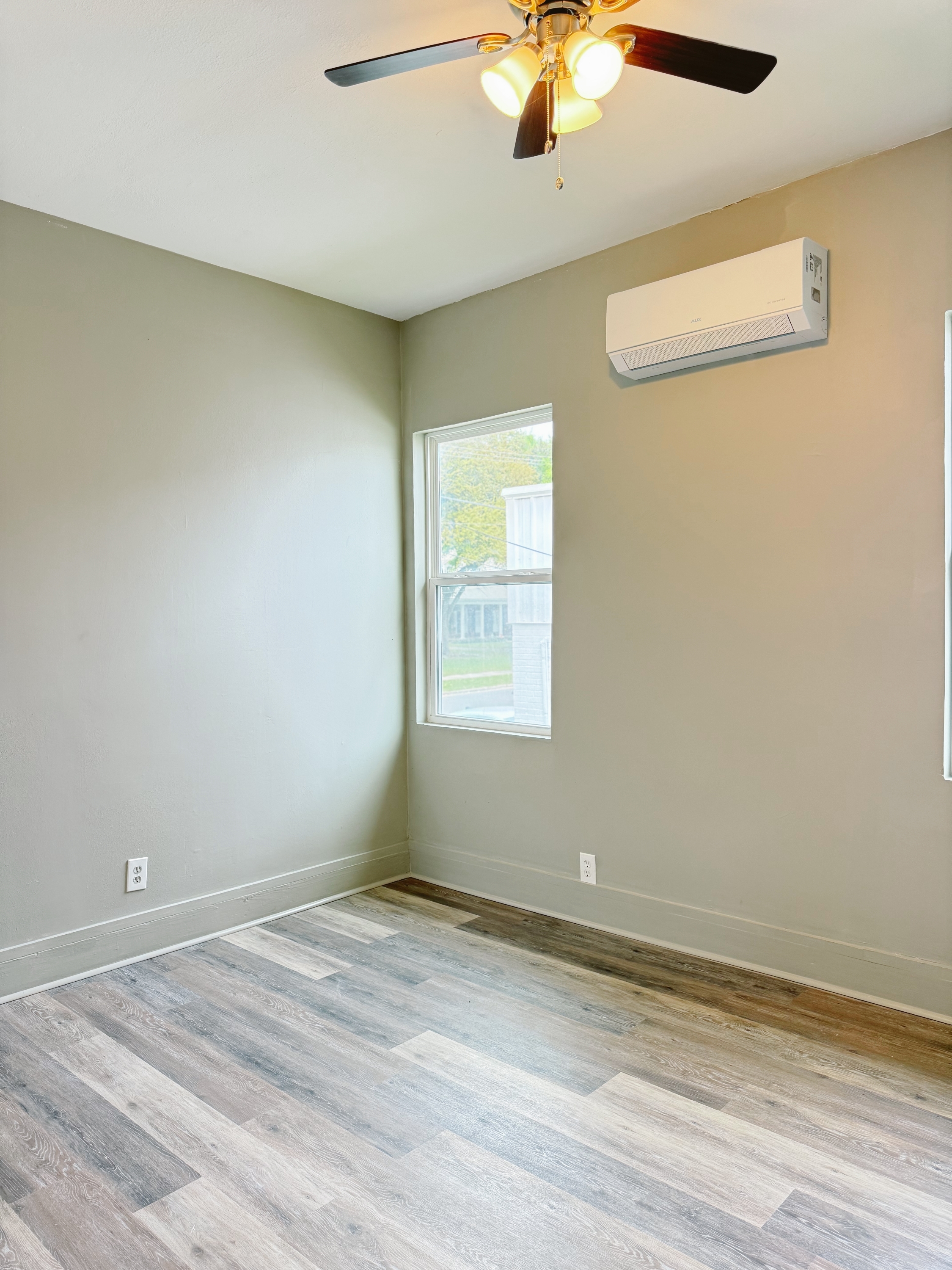 650 Park Ave unit 6 – photo 1