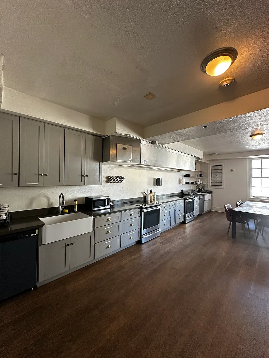 Webster Apartment – photo 3