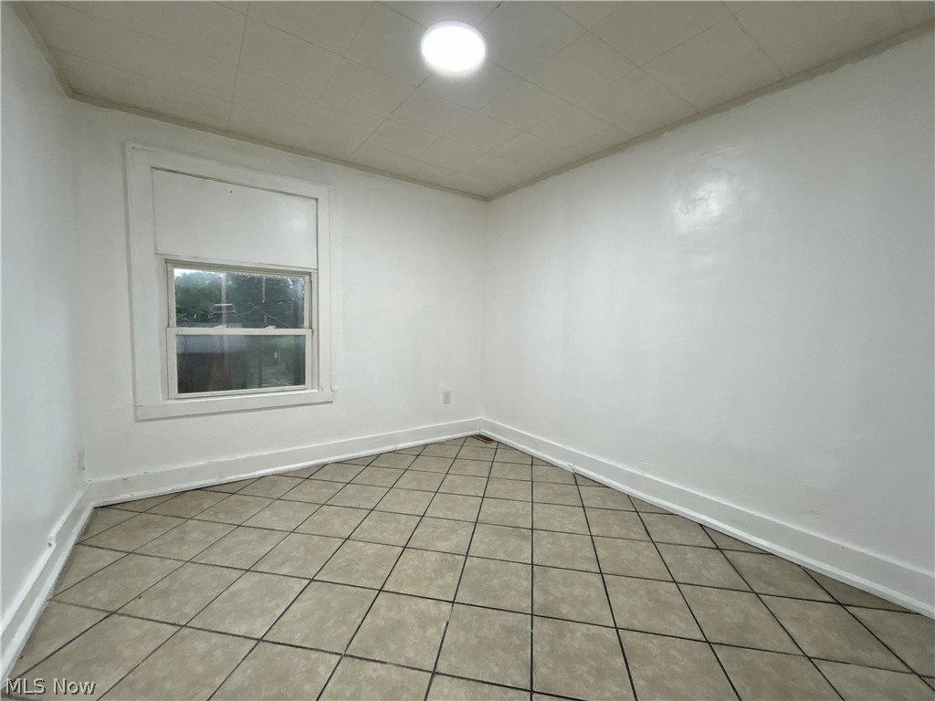 1439 Maryland Ave – photo 2