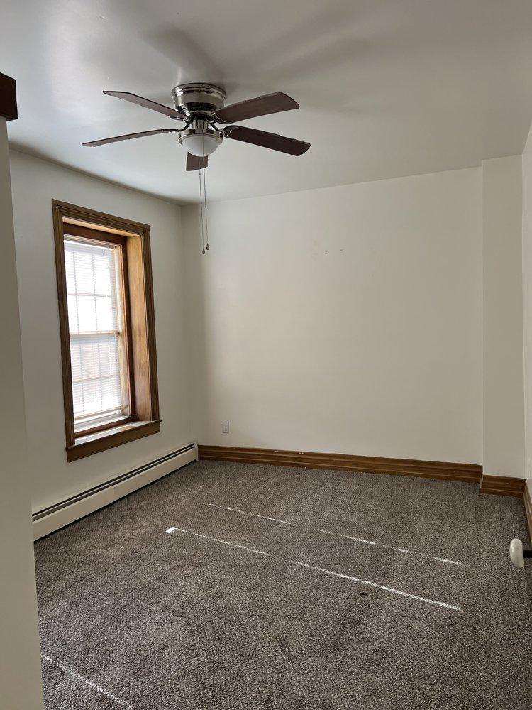 122 N Main St – photo 4