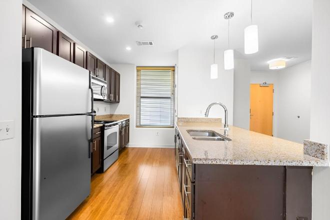 401 Cherry St – photo 3