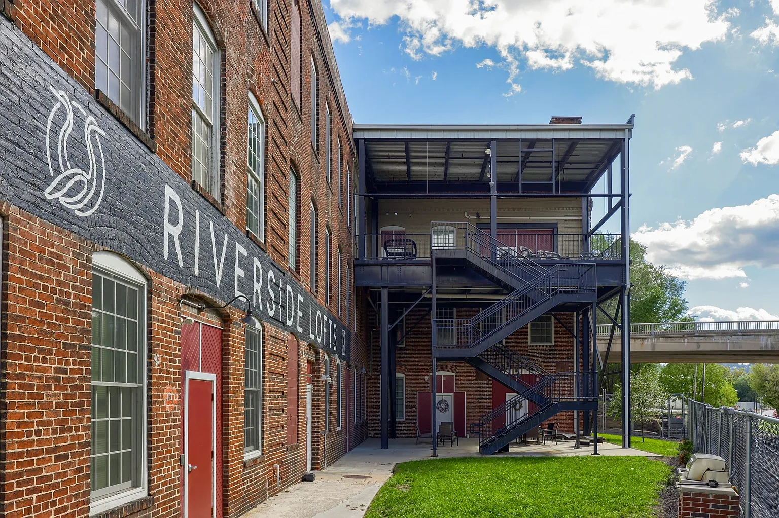 Riverside Lofts – photo 2