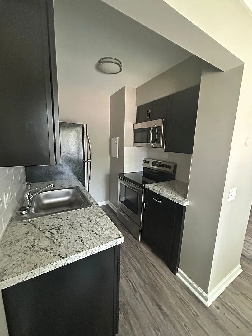 4101 Harvest Ln – photo 5