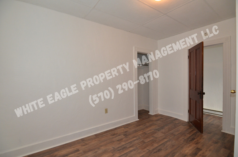 208 Olyphant Ct unit # A – photo 4