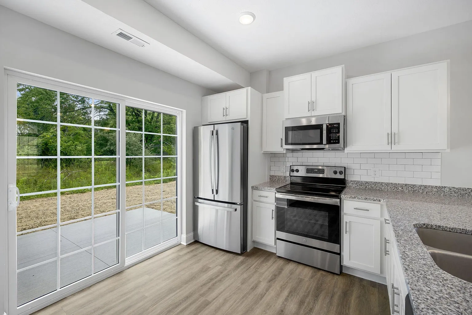 Alcott Eastpointe – photo 1