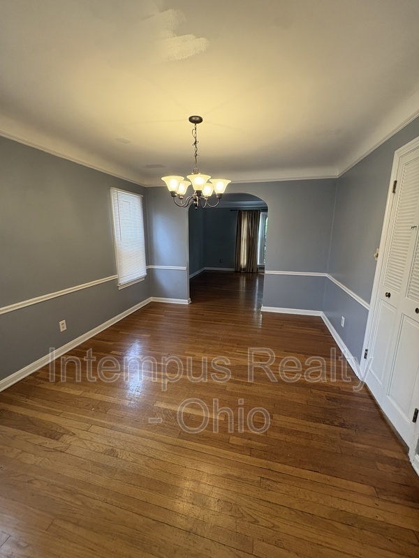 3882 Faversham Rd – photo 4
