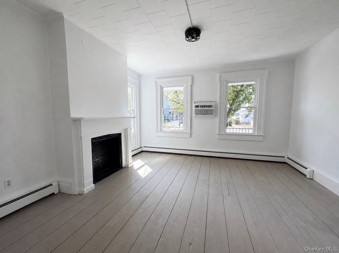 29 Delano St #1 – photo 5