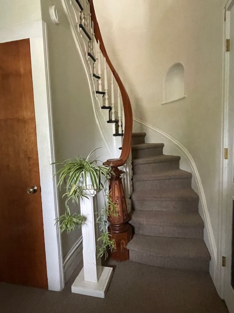 238 W Walnut St unit 238W-3 – photo 2